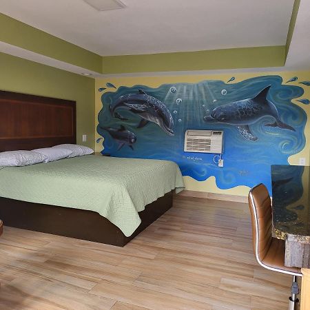 Travel Inn Of ริเวียราบีช ภายนอก รูปภาพ